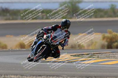 media/Oct-08-2022-SoCal Trackdays (Sat) [[1fc3beec89]]/Turn 14 (1050am)/